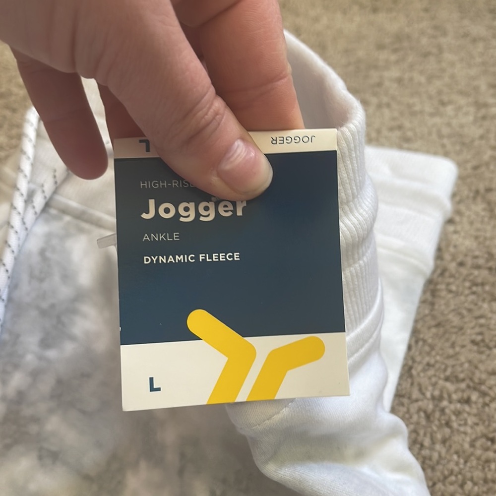 Joggers - Picture 5 of 6